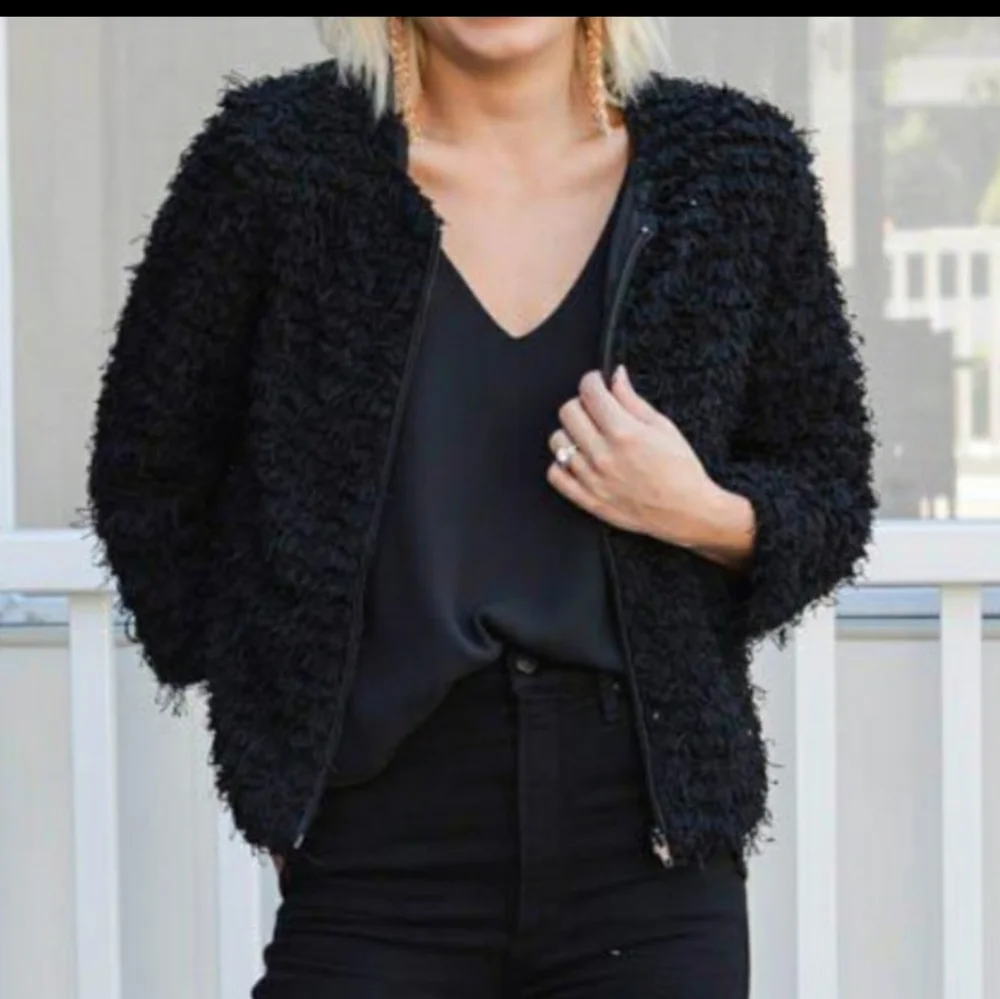 BB Dakota Cropped Textured Shag Jacket Women's Small Black Edgy Glam